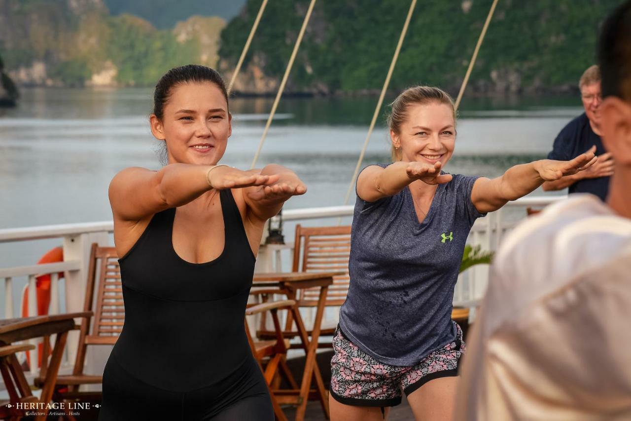 Heritage Line Violet Cruise - Halong Bay & Lan Ha Bay Χα Λονγκ Εξωτερικό φωτογραφία