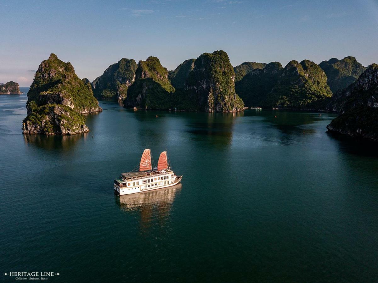 Heritage Line Violet Cruise - Halong Bay & Lan Ha Bay Χα Λονγκ Εξωτερικό φωτογραφία