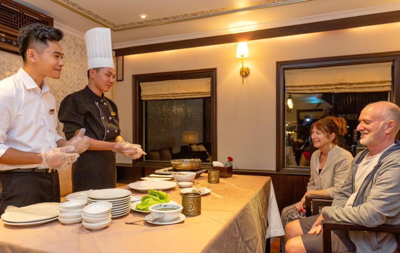 Heritage Line Violet Cruise - Halong Bay & Lan Ha Bay Χα Λονγκ Εξωτερικό φωτογραφία