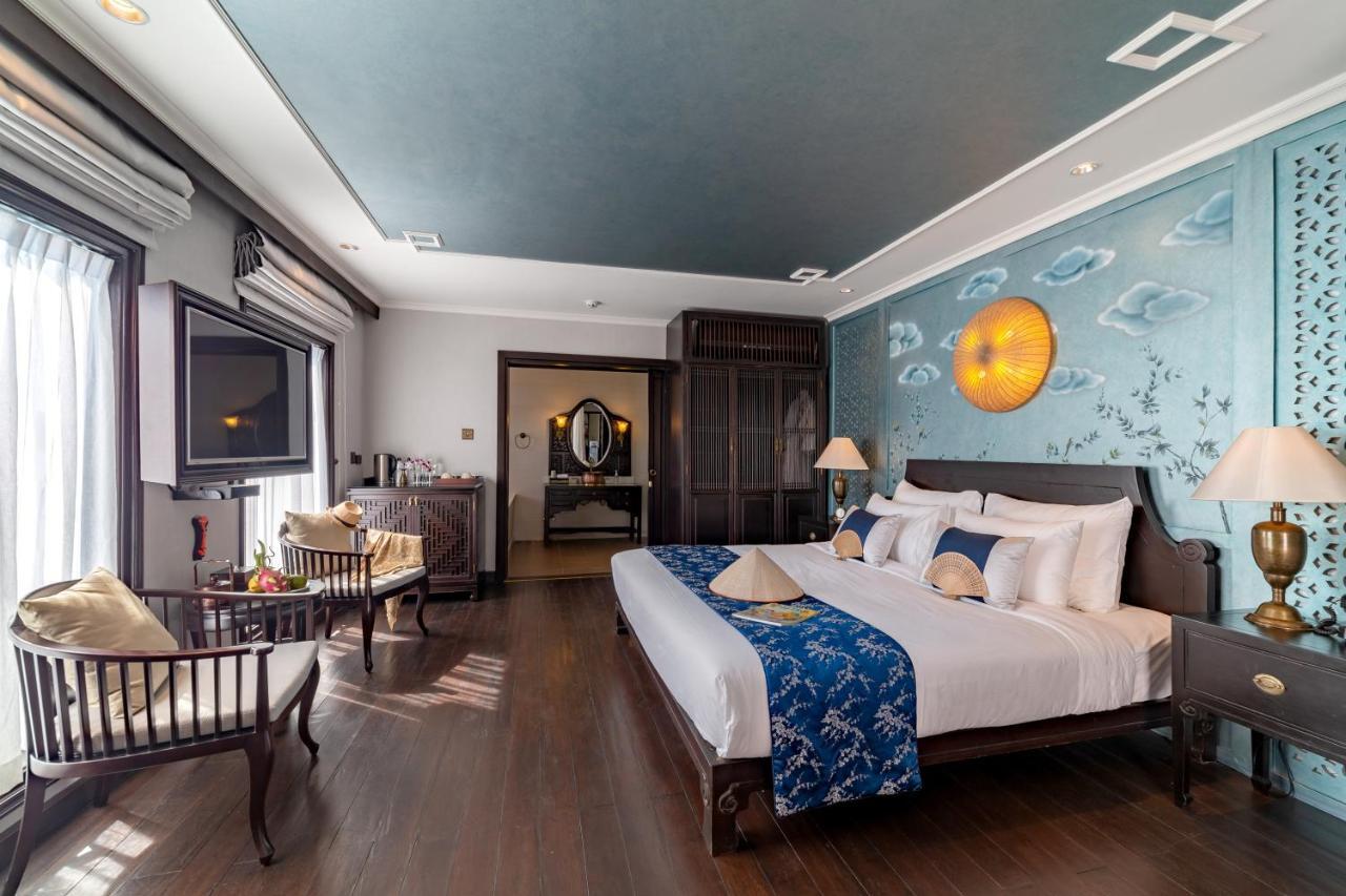 Heritage Line Violet Cruise - Halong Bay & Lan Ha Bay Χα Λονγκ Εξωτερικό φωτογραφία