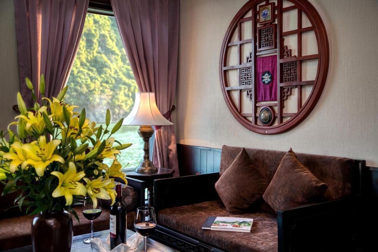 Heritage Line Violet Cruise - Halong Bay & Lan Ha Bay Χα Λονγκ Εξωτερικό φωτογραφία